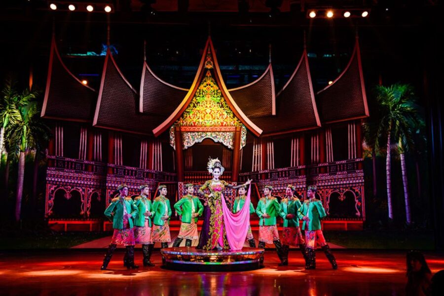 Pattaya: Alcazar Cabaret Discounted Admission Ticket - What Alcazar Cabaret is really like
