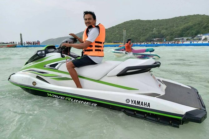 Pattaya : Coral Island Tour by Speedboat with Indian Lunch & Pick Up from Hotel - Tawaen Beach gives you the classic Koh Larn view