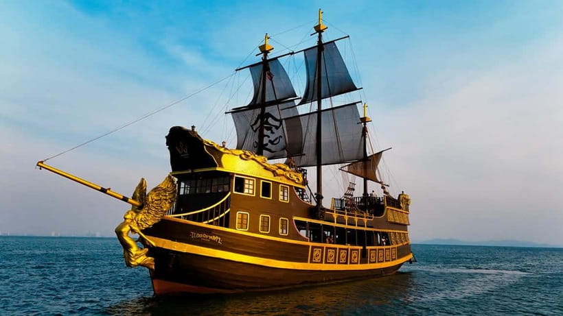 Pattaya: Koh Larn Pirate Cruise with Transfer & Activities - Meeting at Bali Hai Pier