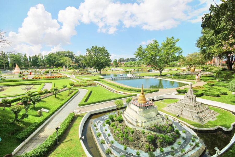 Pattaya: Mini Siam and Mini Europe Entry Ticket - What Mini Siam in Pattaya actually offers