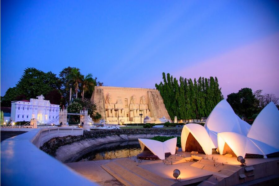 Pattaya: Mini Siam and Mini Europe Entry Ticket - Booking and arrival details