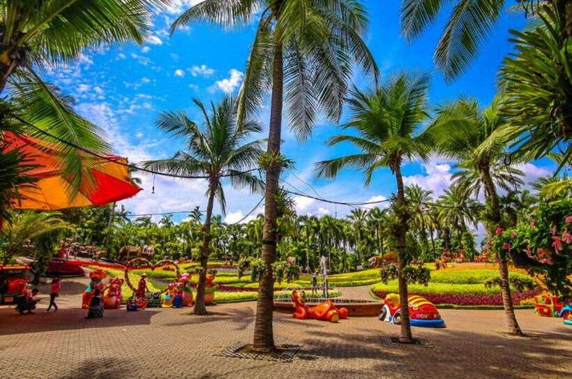 Pattaya: Nong Nooch Tropical Garden Ticket for Foreigners - Themed Gardens: French Formality to Tropical Color
