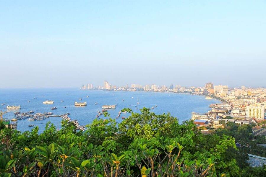 Pattaya: Private Customizeable City Highlights Tour & Driver - Jomtien Beach: an easy first stop
