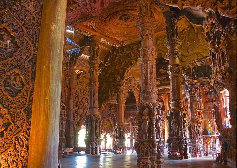Pattaya: Sanctuary of Truth Admission with Guided Tour - The carvings and the building’s wide reach