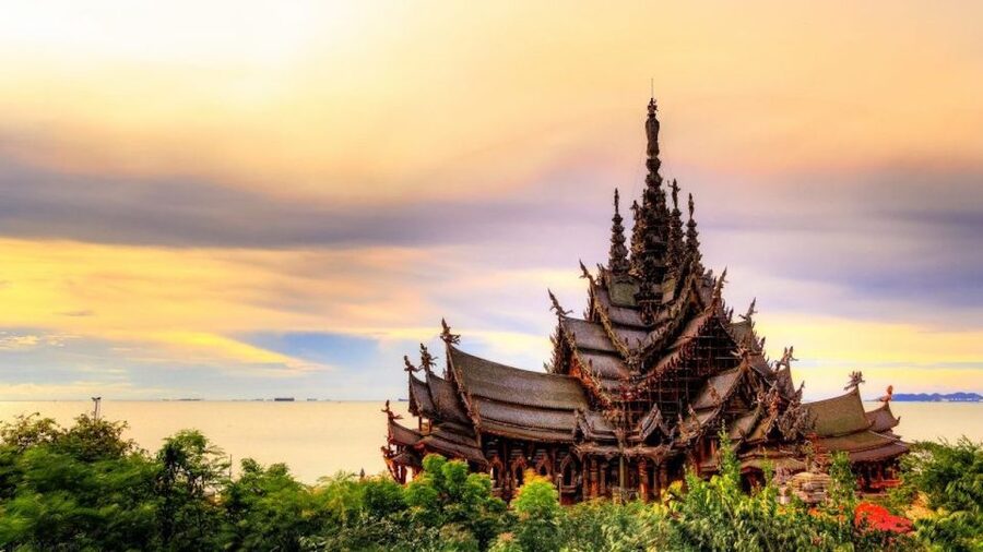 Pattaya: The Sanctuary of Truth Discounted Admission Ticket - Cultural performances: useful extra or uncertain feature?