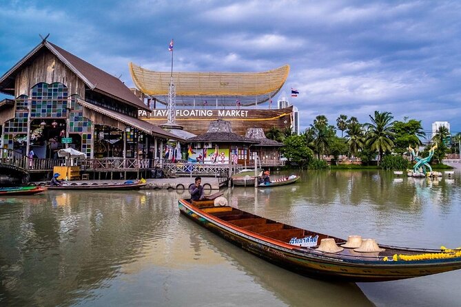 Pattaya Viewpoint, Big Buddha & Floating Market with Lunch - Key points at a glance