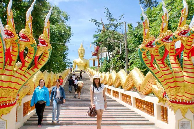 Pattaya Viewpoint, Big Buddha & Floating Market with Lunch - Wat Phra Yai and the Big Buddha