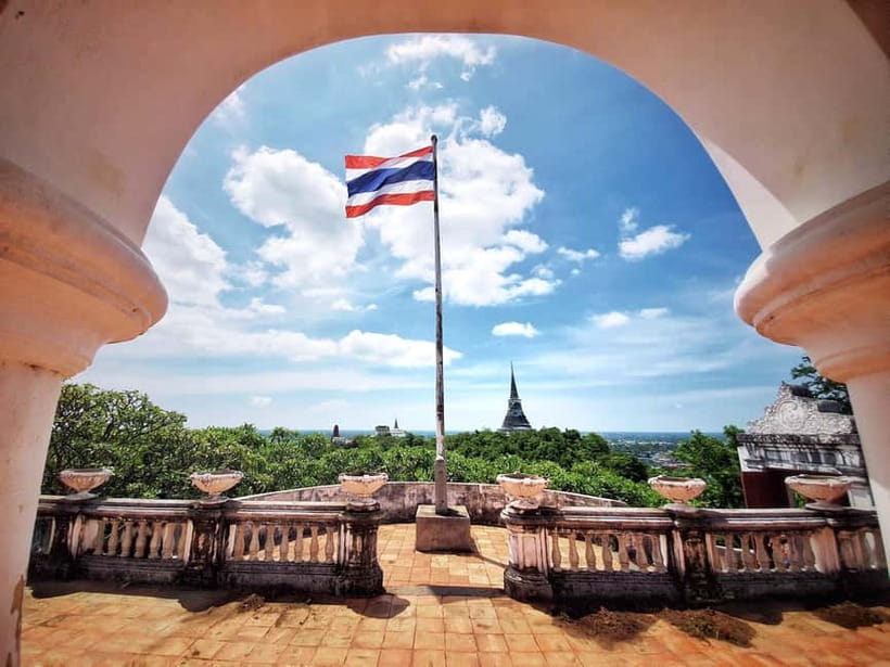 Petchaburi Temples & Royal Palace - small Join Group Tour - Khao Wang and the royal world of Phra Nakhon Khiri