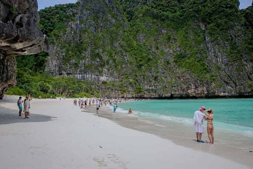 Phi Phi: 7 Island Longtail Boat Snorkeling Tour with Sunset - What the guide service is really like
