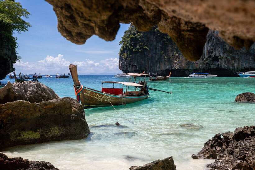 Phi Phi Half Day or Full Day by Longtail to Maya and Bamboo - Pileh Lagoon is best for the scenery