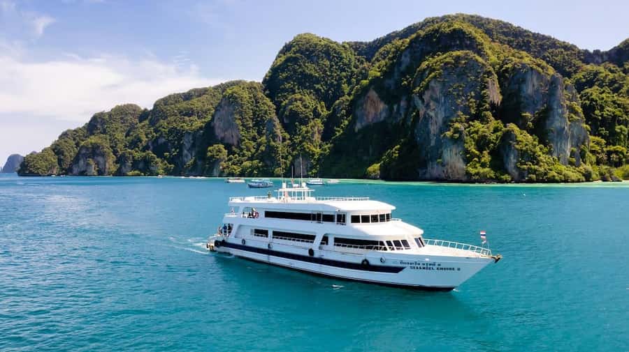 Phi Phi Island Highlights: Cruise, Snorkel & Buffet Lunch - Pileh Lagoon and the Limestone Coast