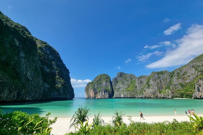 Phi Phi Islands Exclusive Tour by Speedboat from Koh Yao Yai - Why the small speedboat group matters