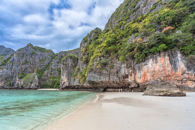 Phi Phi, Maya Bay, & Khai Islands Premium Trip from Phuket - Phi Phi Leh and Maya Bay: famous for good reason