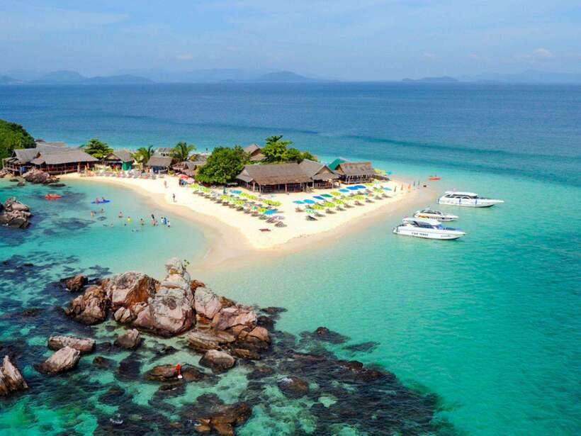 Phuket: 3 Khai Islands Snorkeling Tour - Crowds, Weather, and Water Conditions