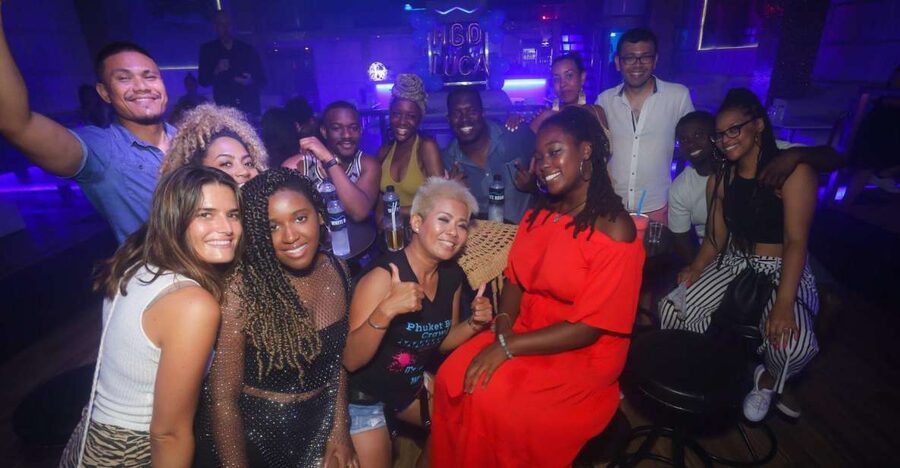 Phuket: Bar Crawl Tour - Finishing at a Patong club