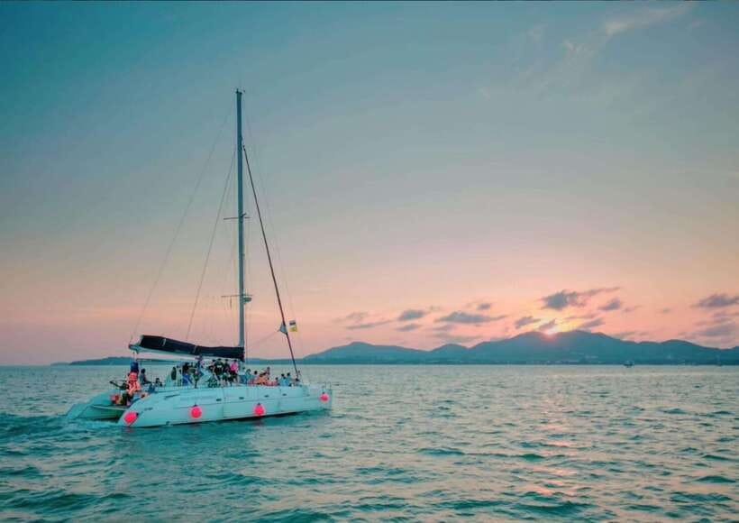 Phuket: Coral Island Catamaran Cruise with Sunset Dinner - What Makes This Cruise Worth Considering