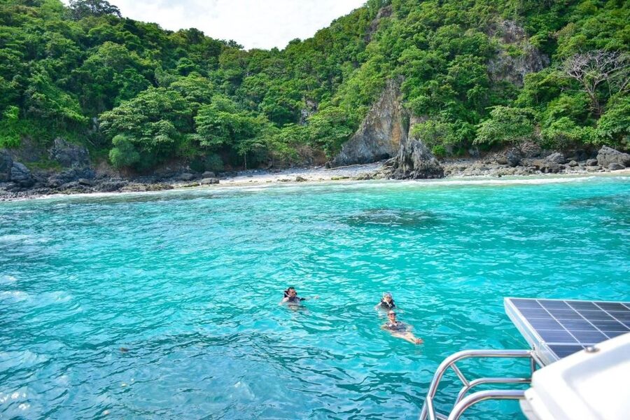 Phuket: Coral & Racha Islands Day Trip By Speedboat - Speedboat crossing to Racha Island