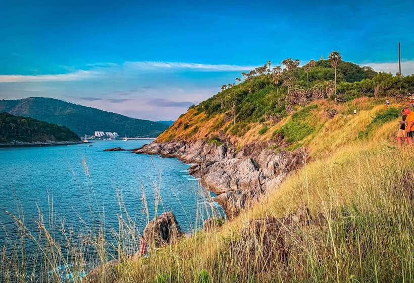 Phuket: Half-Day Viewpoint, Big Buddha and Wat Chalong Tour - Promthep Cape adds sea, sky, and a short walk