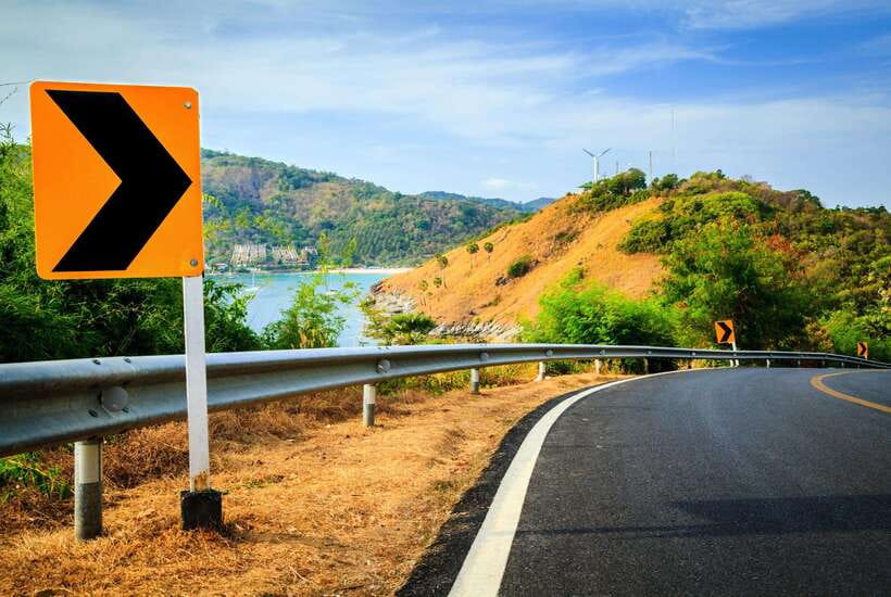 Phuket: Half-Day Viewpoint, Big Buddha and Wat Chalong Tour - Big Buddha is the tour’s main landmark