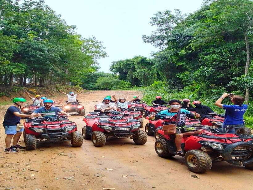 Phuket: Old Town Half-Day Sightseeing with Local Guide - Old Phuket Town needs more than 30 minutes