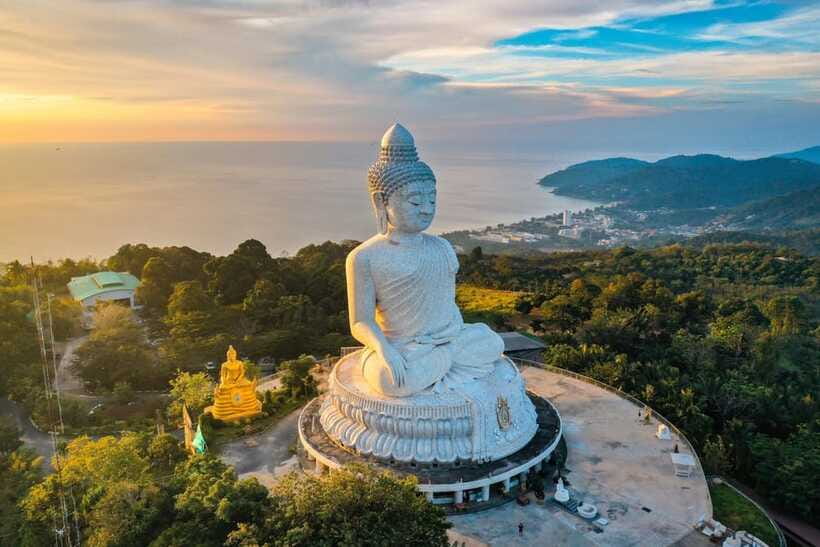 Phuket: Old Town Half-Day Sightseeing with Local Guide - Pickup times, luggage, and booking details