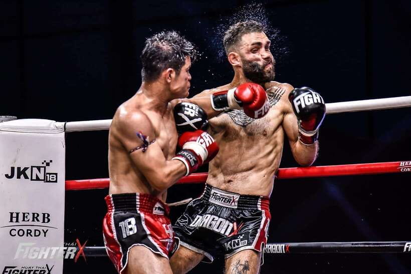 Phuket: Patong Boxing Stadium Muay Thai Match Ticket - What the fight card is like from 9:00 PM