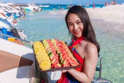 Phi Phi Islands and Maya Bay Day Trip with Lunch