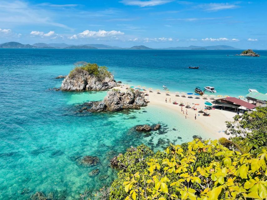 Phuket: Phi Phi Islands and Maya Bay Day Trip with Lunch - Green Island and Loh Samah Bay: the first swim
