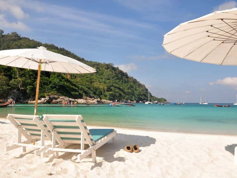 Phuket: Racha and Banana Beach by Speedboat with Lunch - The guide and crew keep the day moving