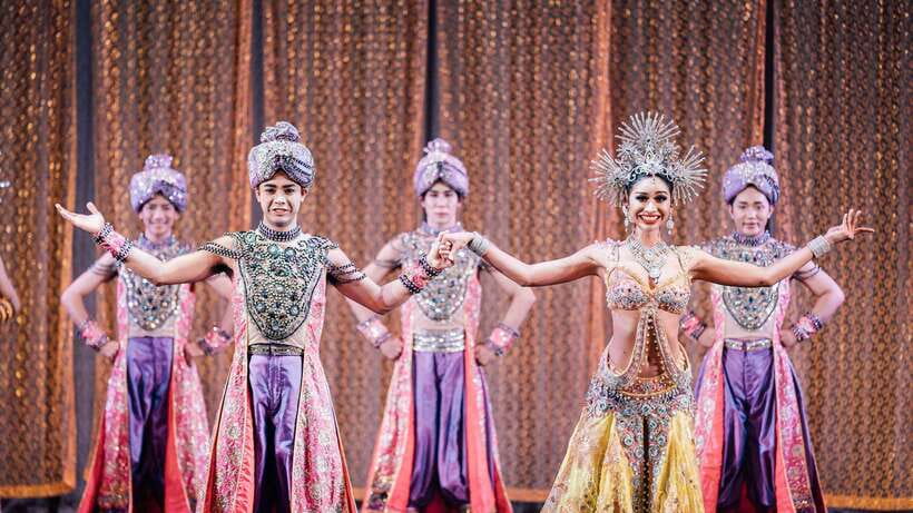 Phuket: Simon Cabaret Show Admission Ticket With Transport - Booking advice for a smoother visit