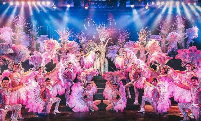 Phuket: Simon Cabaret Show Tickets Optional First 3 Rows - How the 90 minutes unfold