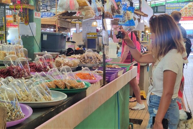Phuket Thai Cooking Class with Market Tour Option - The mortar-and-pestle curry lesson