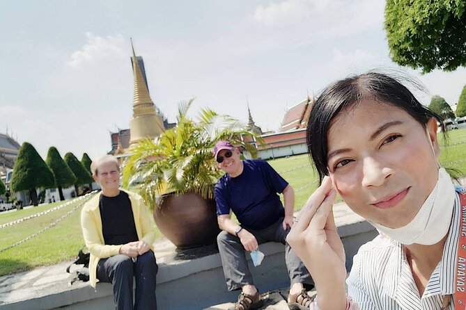 Private Bangkok City Tour Full Day With The Grand Palace - Lunch: useful break, unclear inclusion