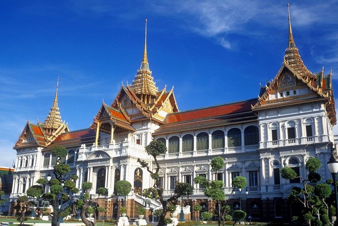 PRIVATE Bangkok Shore Excursions - Laem Chabang Port (Thai Tour Guide) - Simple Thai lunch and a useful midday pause