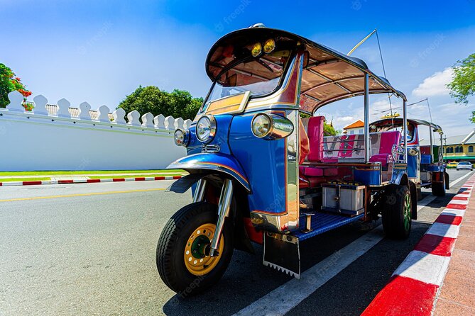 Private Chiang Mai Old City Half Day Tuk Tuk Tour - Tha Phae Gate and the Old City moat