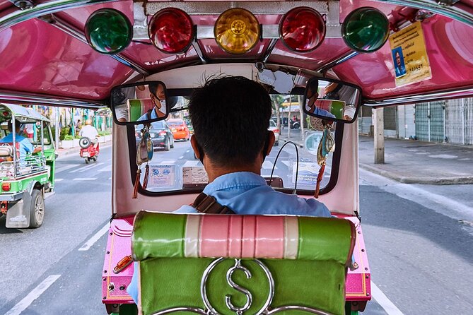 Private Chiang Mai Old City Half Day Tuk Tuk Tour - Wat Sri Suphan, Chiang Mai’s Silver Temple