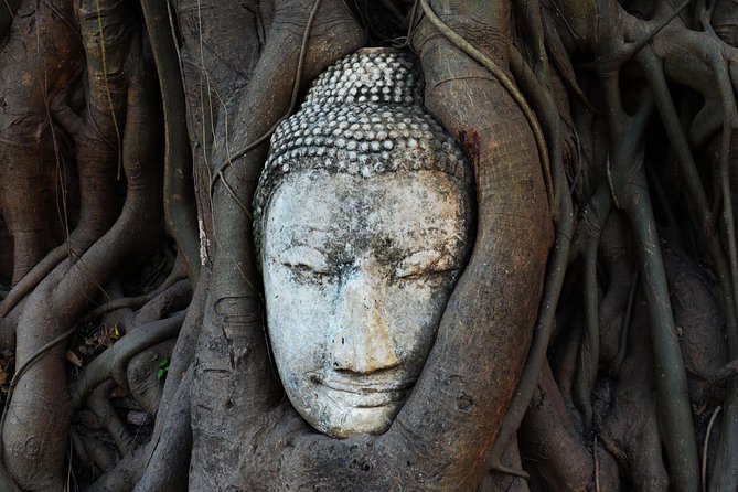 Private Excursion to Ayutthaya, UNESCO World Heritage site with Boat Tour - A private boat around the historic island