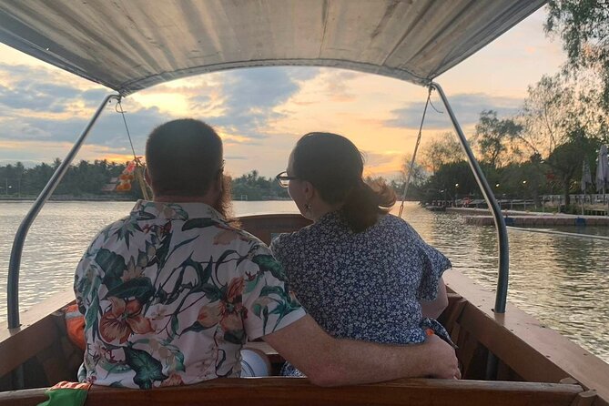 Private Excursion to Maeklong Railway & Amphawa Floating Markets - What the $152.88 price really buys