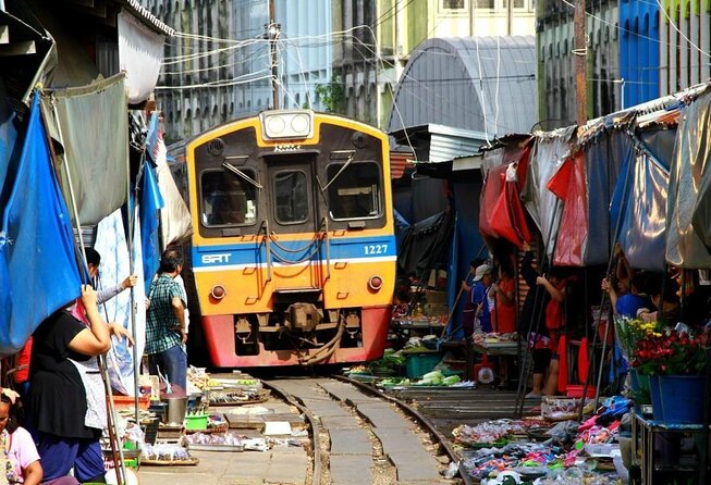 Private Excursion to Maeklong Railway and Floating Markets - Key points to know before booking
