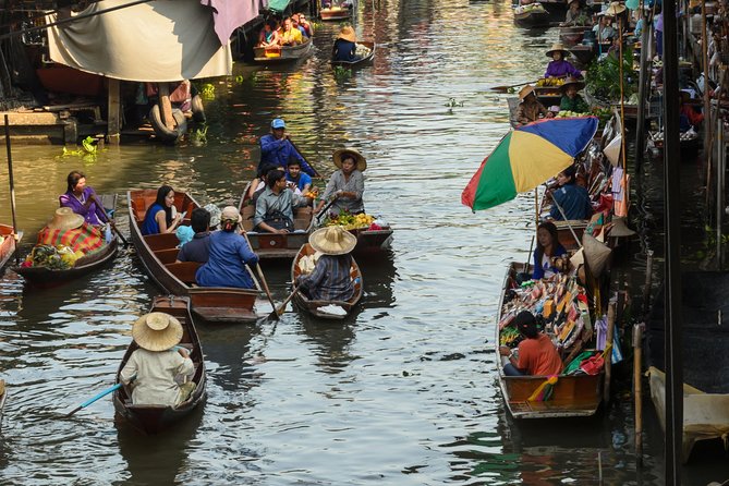 Private Excursion to Maeklong Railway and Floating Markets - The long-tail boat to Damnoen Saduak