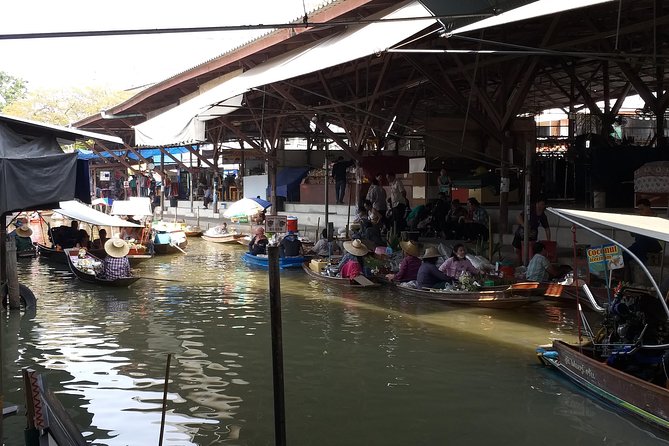 Private Floating Market and Historical Ayutthaya Sightseeing Tour - Damnoen Saduak Floating Market from a private boat