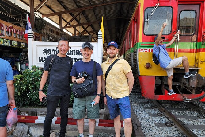 Private Floating Market and Historical Ayutthaya Sightseeing Tour - Ayutthaya: the old capital with room to roam