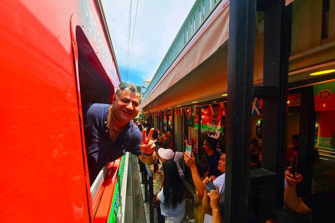 Private Floating Market, Train Market and After Rain Cafe Tour - Private transport and the value of a guide
