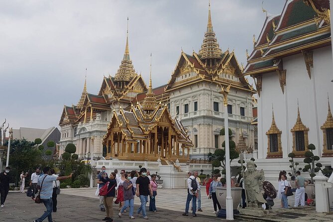 Private German-speaking tour: Bangkok's main attractions - Starting at 9:00 am from the Shangri-La Bangkok