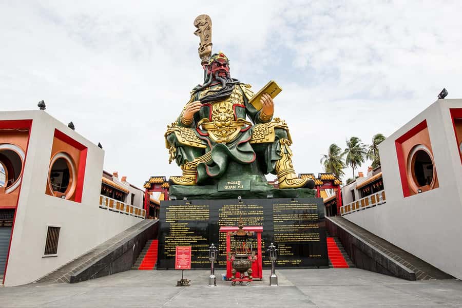 Private Group Half-Day City Tour Around Koh Samui - The important points at a glance