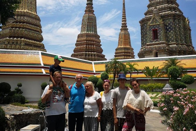Private & Guided: Bangkok Top 7 Wonders With Local Thai Lunch - The Grand Palace, Bangkok’s Essential Stop