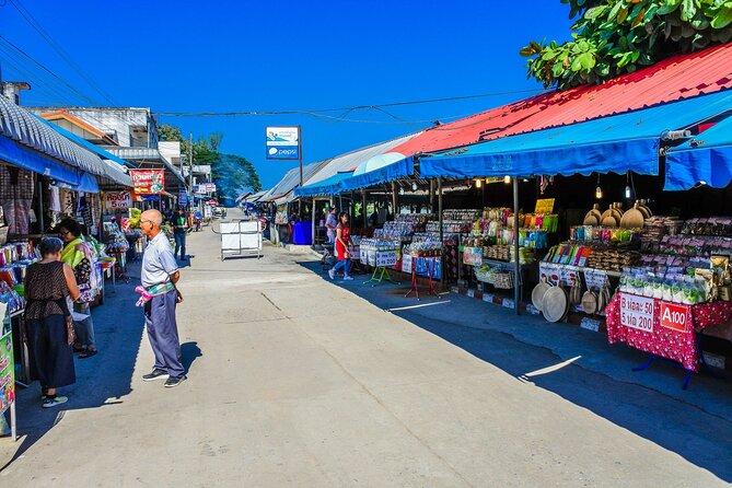 Private Half-Day Bangkok Tour Explore Grand Palace and Wat Pho - The Grand Palace, one hour among royal buildings