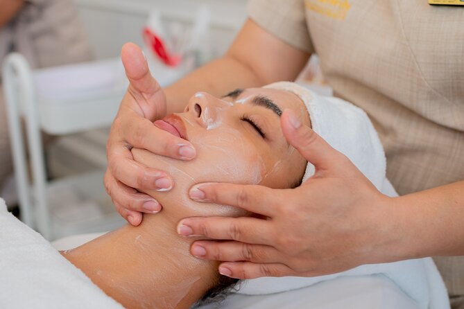 Private Luxury Phuket Day Spa - The facial treatment and finishing tea