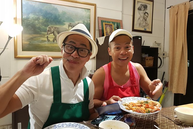 Private Thai Home Cooking Lesson (since 2004) - Cooking from scratch in a private home