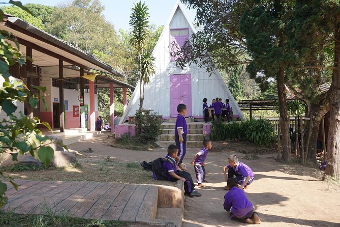 Private-Tour Doi Suthep Temple and Khun Chang Kien Village Half-Day - Khun Chang Kien and the Hmong community